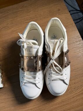 Valentino White Leather Sneakers with Gold Spike-Plate